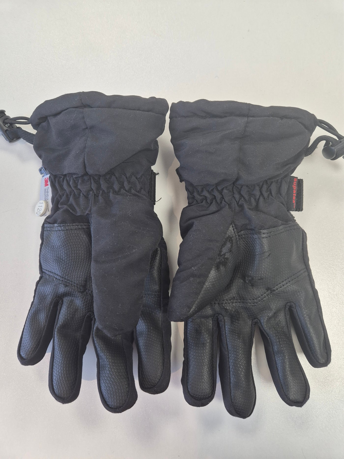 Pre-loved Park Peak Piste Rocket Gloves Size 7 (11/12 yrs) (1120) Grade B