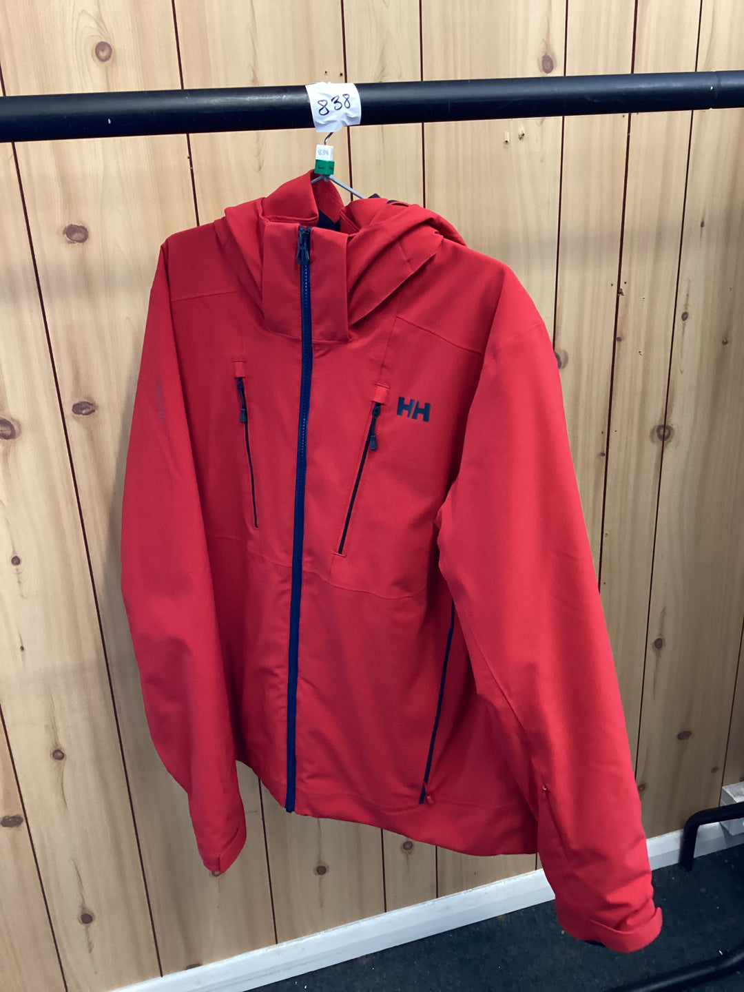 Pre Loved Helly Hansen Alpha 4.0 Mens Ski Jacket Red L 838 Grade A Snow Clothing Hire