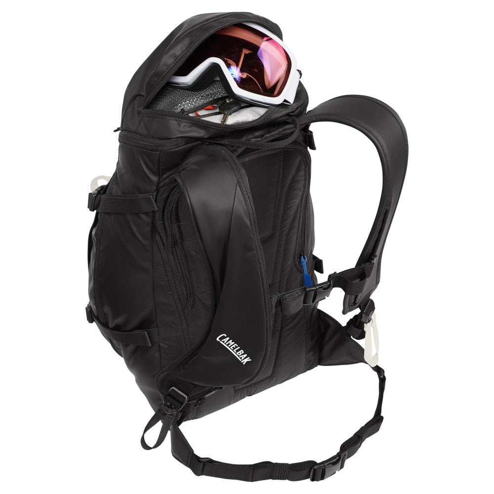 Camelbak SnoBlast 23L with 2L Resevoir Hydration Pack